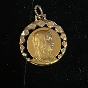 Vintage Pendant Virgin Mary